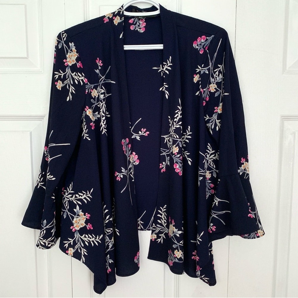 LIPSLIDE Flowy Floral Kimono Cardigan
